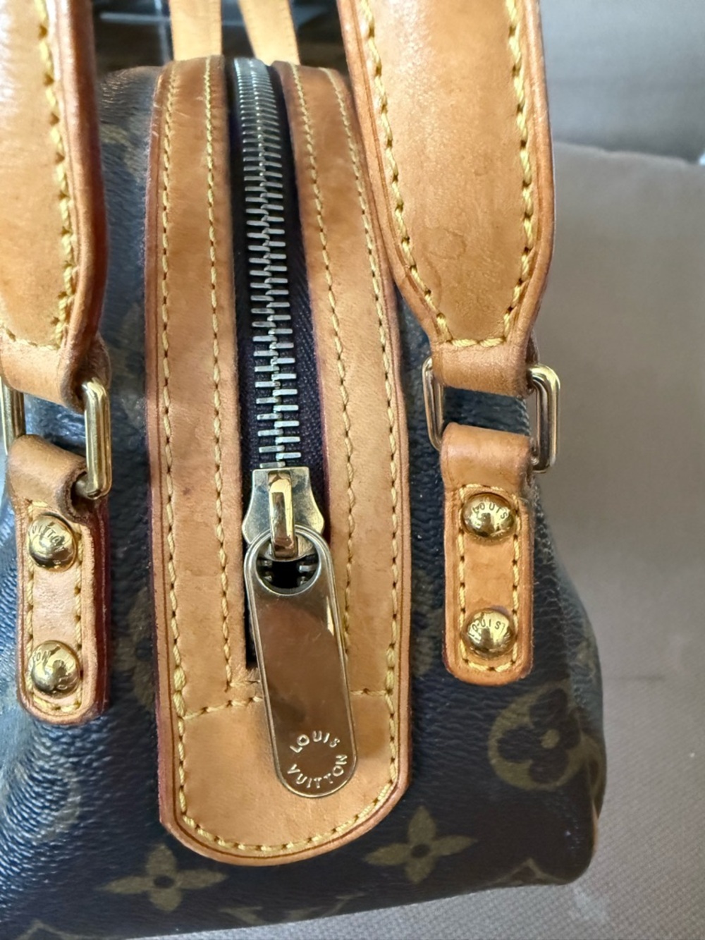 Louis Vuitton Monogram Canvas Shoulder Bag with Tan Trim - Picture 6 of 16